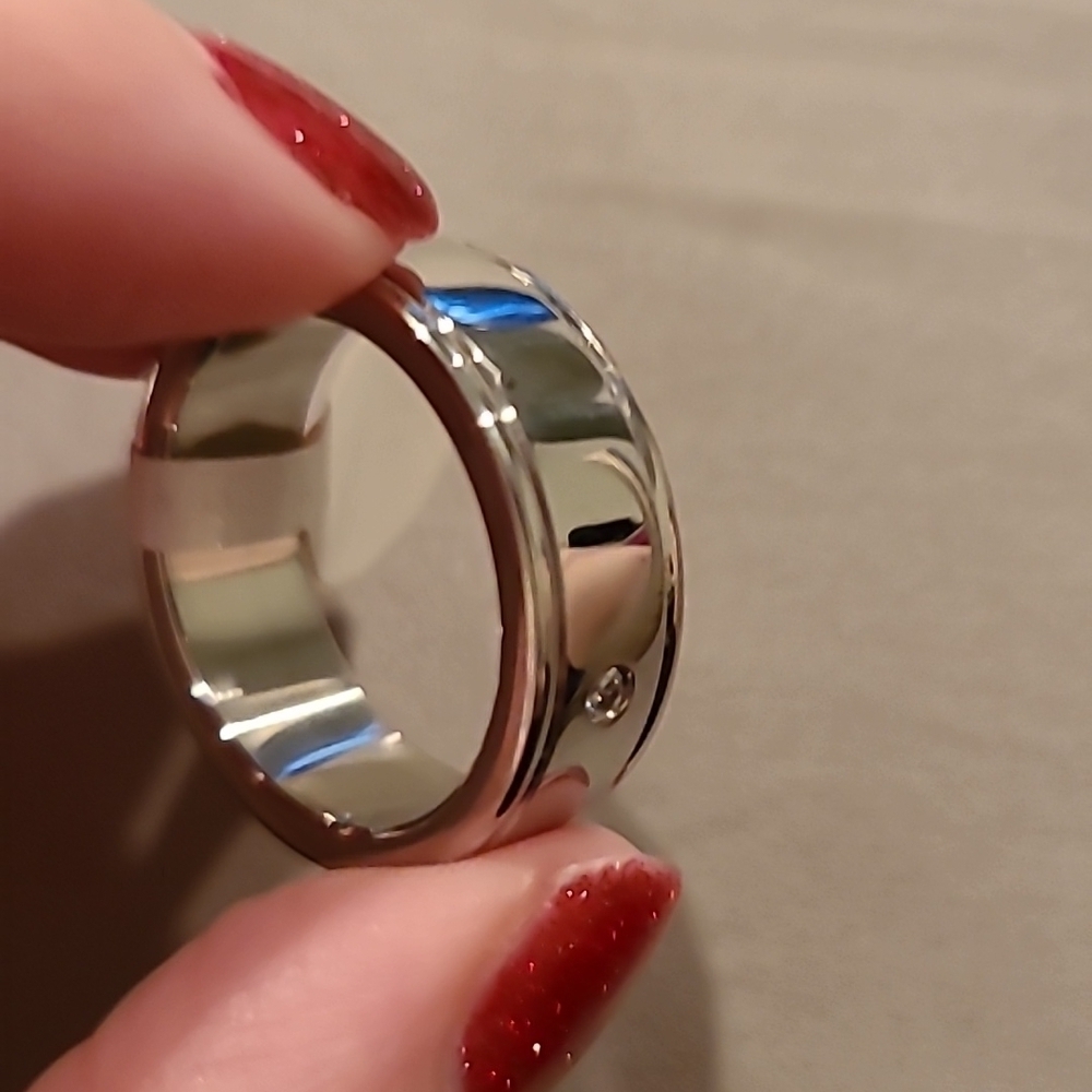 Simple stainless steel cubic zirconia inlay ring - Picture 5 of 5
